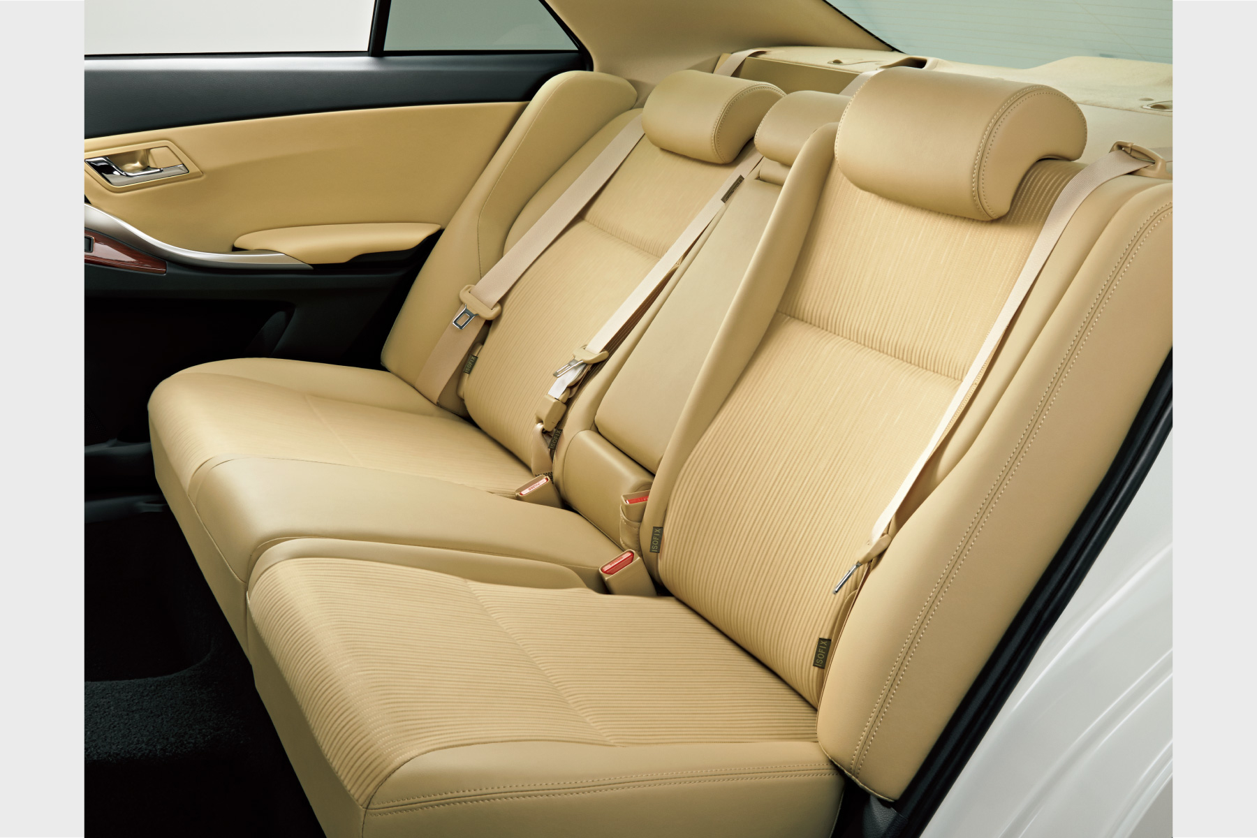 プレミオ 室内 トヨタカローラ福島株式会社