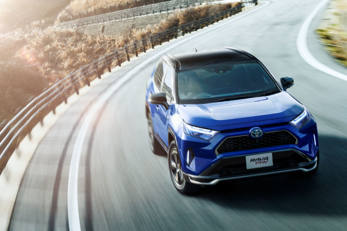 RAV4 PHV  特長  トヨタカローラ福島株式会社