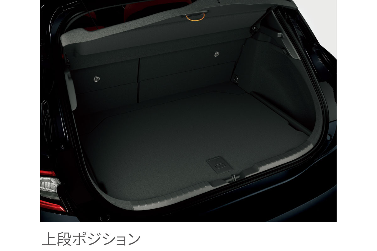 らっしーカローラスポーツ トランクオーディオ ラゲッジオーディオ 赤